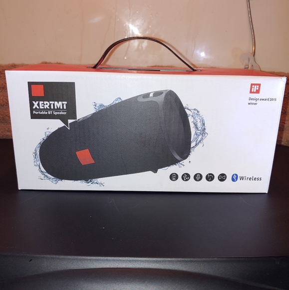 Bluetooth Speaker Portable - Blue with Shoulder Strap - Picture 3 of 10